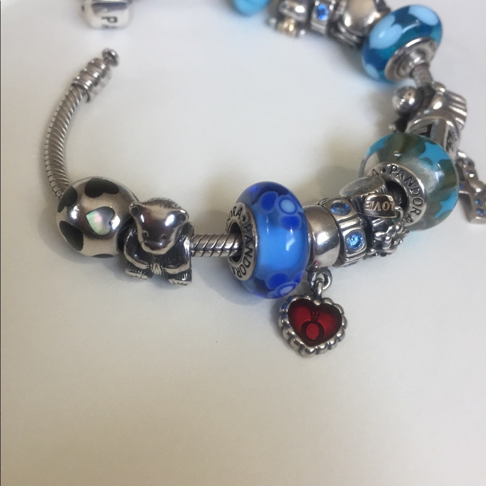 Authentic Pandora Bracelet 7" with 15 charms - Picture 4 of 5